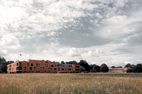 Het complex van zorginstelling Reinier van Arkel in Vught, waar medTzorg met een MGZ-praktijk de huisartsgeneeskundige zorg levert.