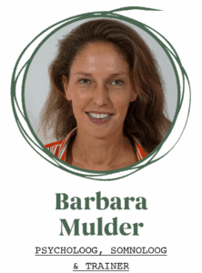 Foto van spreker Barbara Mulder tijdens medTzorg congres Uit de war