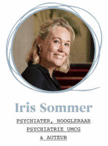 Foto van plenaire spreker Iris Sommer tijdens medTzorg congres Uit de war
