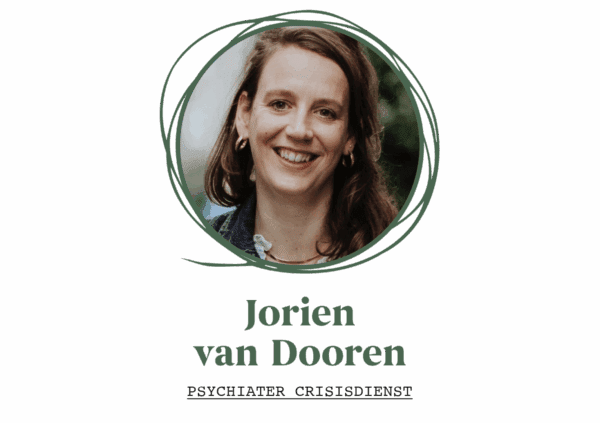 Foto van spreker Jorien van Dooren tijdens medTzorg congres Uit de war